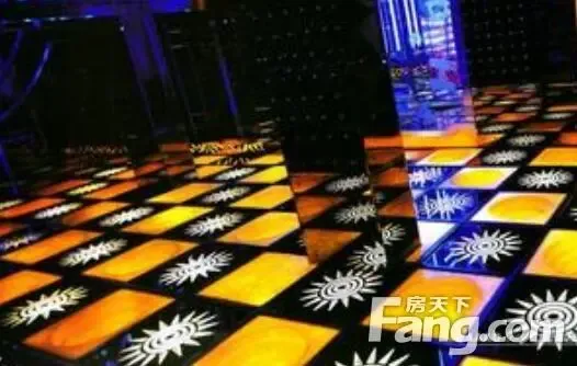 富翔地板之家 - 高品质地板销售与安装服务