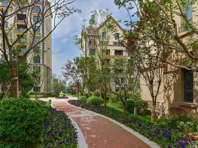 富翔地板之家 - 高品质地板销售与安装服务 富翔地板之家 - 高品质地板销售与安装服务