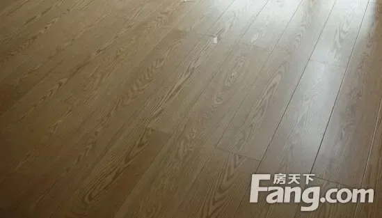 富翔地板之家 - 高品质地板销售与安装服务