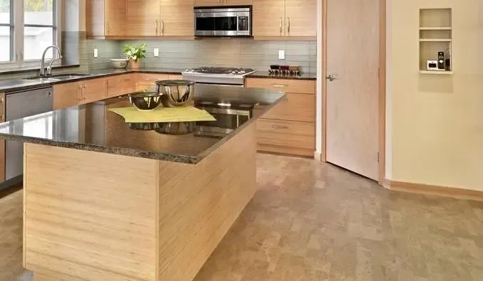 富翔地板之家 - 高品质地板销售与安装服务