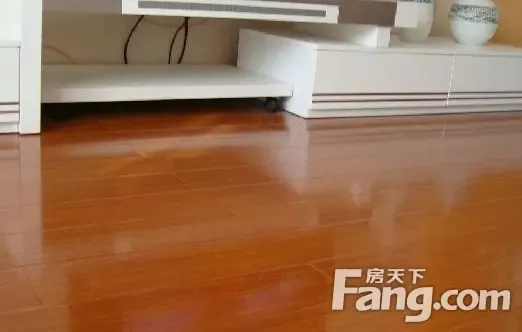 富翔地板之家 - 高品质地板销售与安装服务