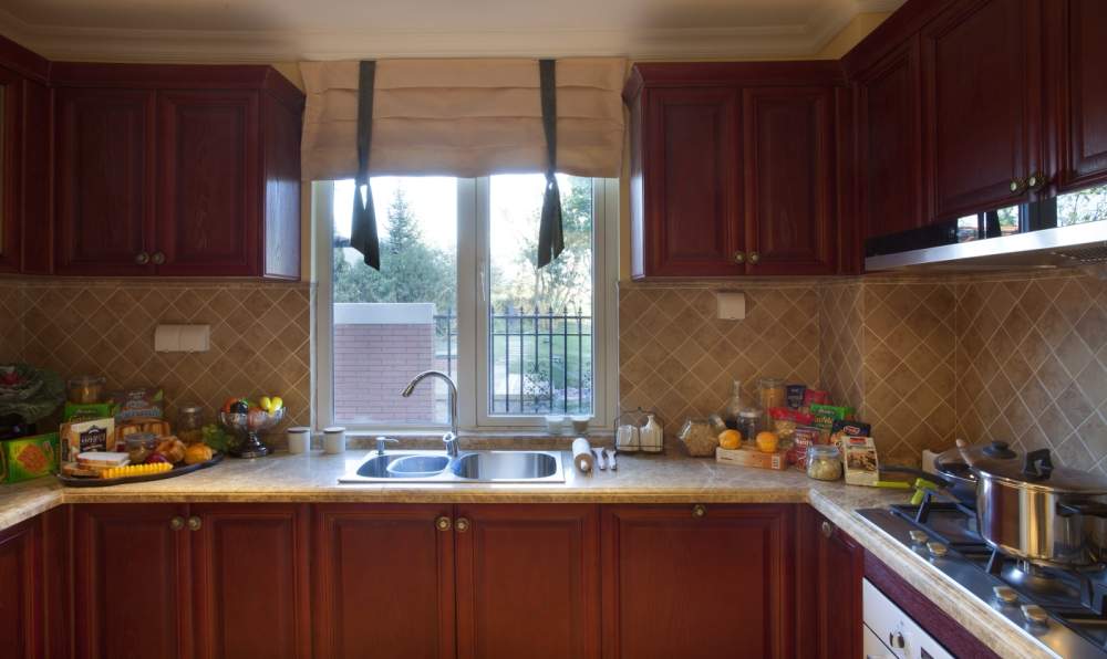 富翔地板之家 - 高品质地板销售与安装服务