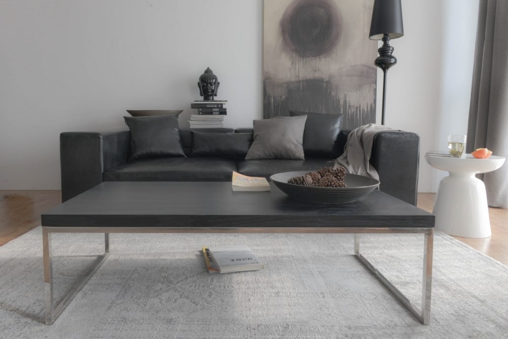 装修时不满足于普通地板，听了朋友建议用这种，入住就后悔了