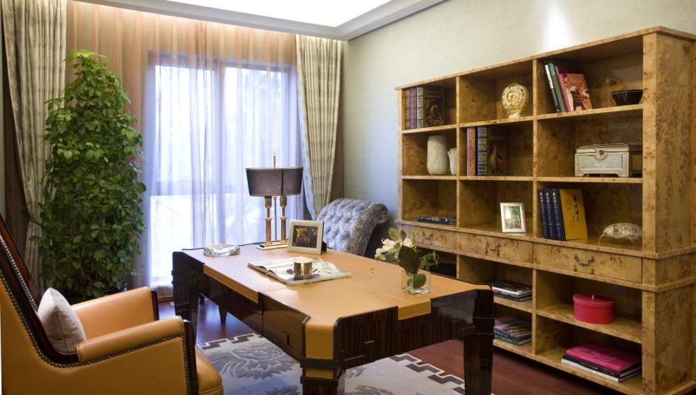 装修时不满足于普通地板，听了朋友建议用这种，入住就后悔了