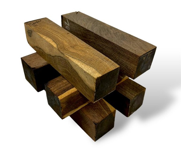 富翔地板之家 - 高品质地板销售与安装服务 富翔地板之家 - 高品质地板销售与安装服务